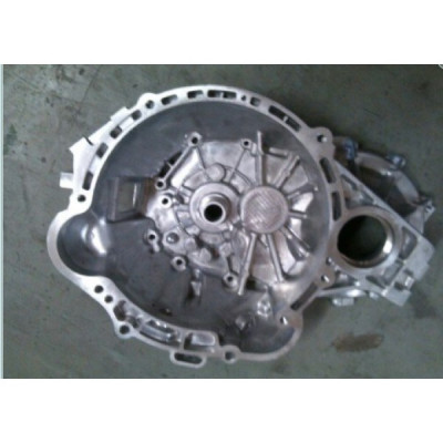 Корпус КПП передня частина (дзвін, S170) Geely