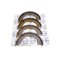 Колодки ручного тормоза (ком-кт 4 шт) PREMIUM Chery M11