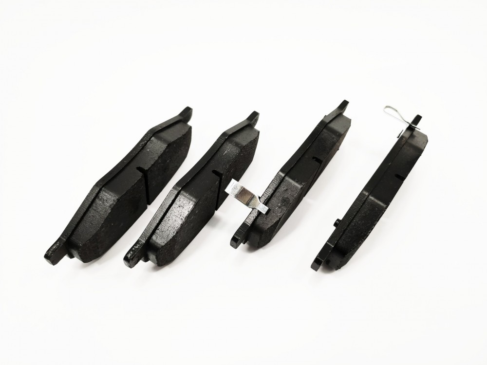 Колодки гальмівні передні без вушка Chery Amulet (Чері Амулет) Uni-Brakes A11-6GN3501080