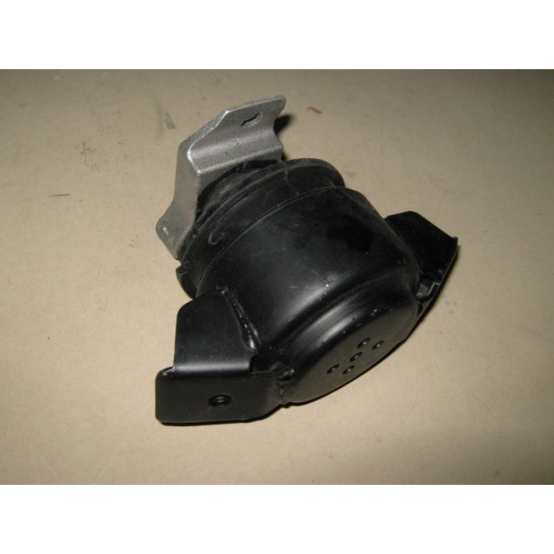 Подушка двигателя задняя R Chery Amulet MEYLE