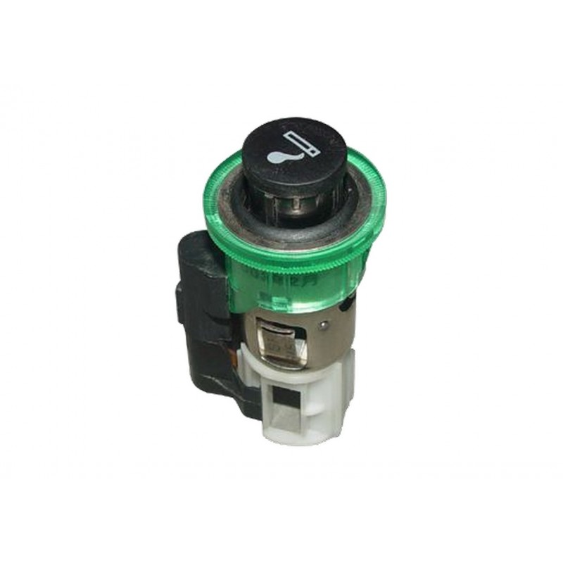 Прикуриватель Chery Amulet