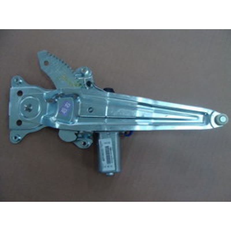 Стеклоподъемник задний R BYD F3