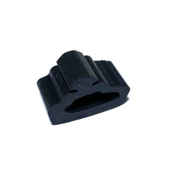 Отбойник капота Chery Amuletyes