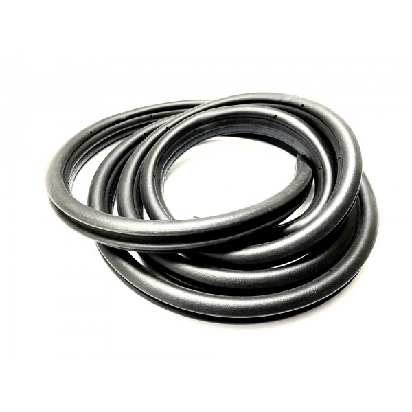 Уплотнитель двери передней L Chery Amulet