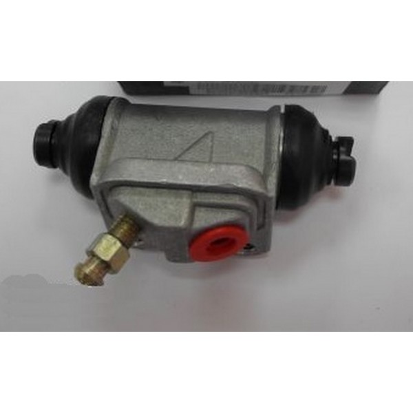 Циліндр гальмівний задній R Geely CK СК2