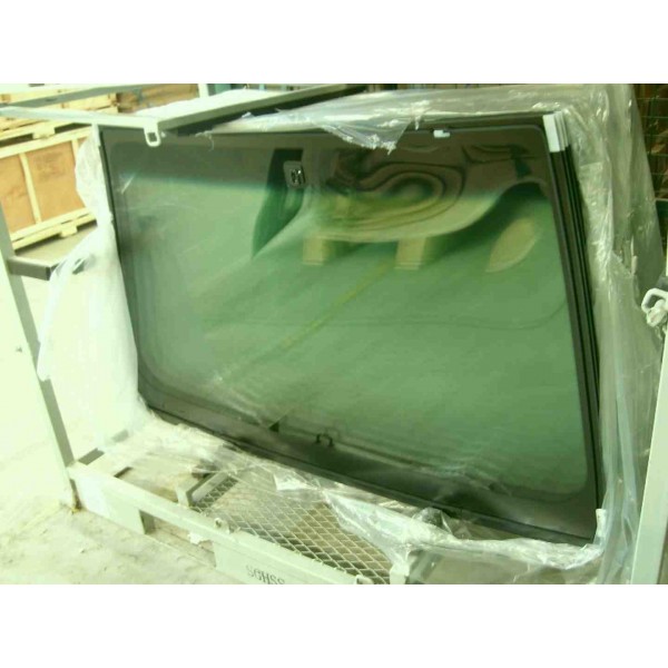 Стекло ветровое Geely EC7 EC7RV