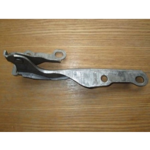 Петля капота L (оригинал) Geely MK