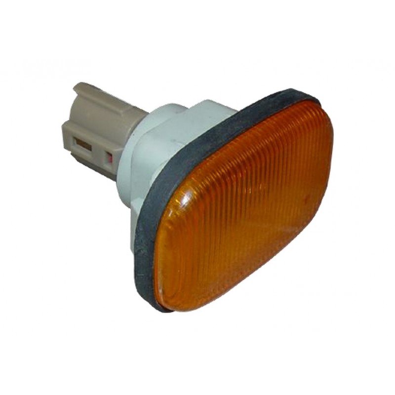 Повторитель поворота в крыло Chery Tiggo (Чери Тиго) T11-3731010