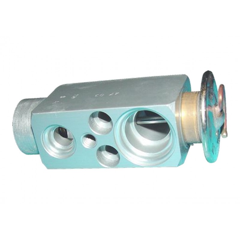Клапан кондиціонера Chery Amulet (Чері Амулет) A15-8106010